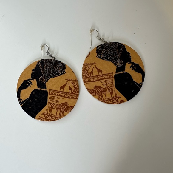 Set of 3 wooden earrings - Picture 2 of 15